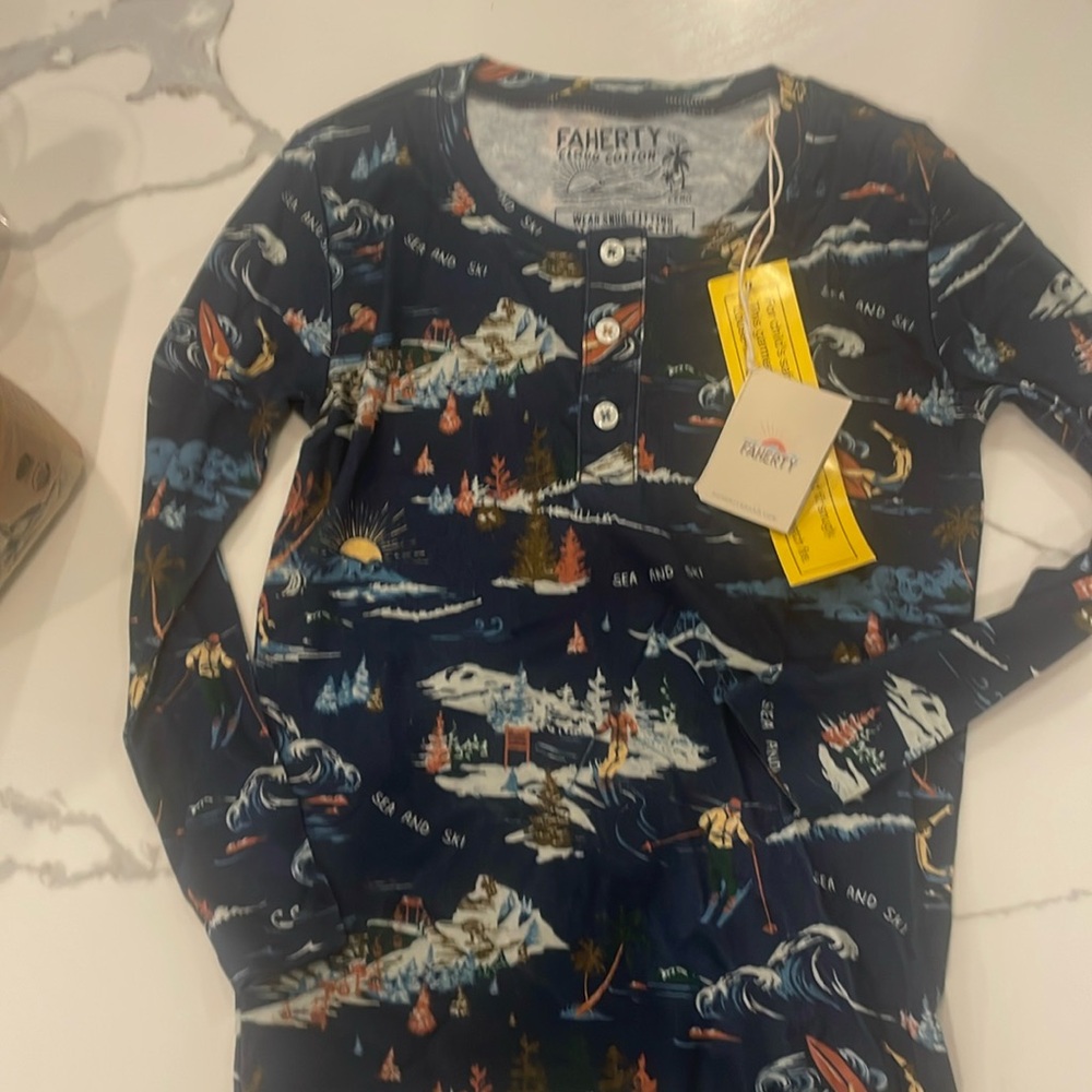 NWT Faherty clouds cotton boys Henley top